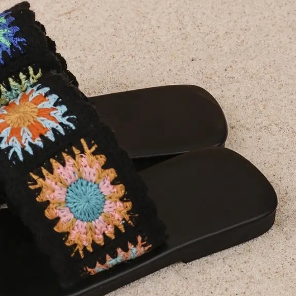 Colorful Crochet Women's Sandals - Picture 10 of 10